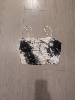 Fashion Nova Tie-Dye Black & White Spaghetti Strap Crop Top L
